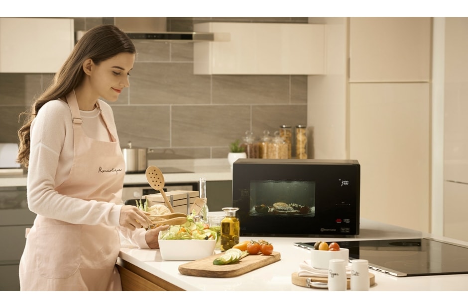 LG, horno de microondas 1.5', Smart inverter | Costco México