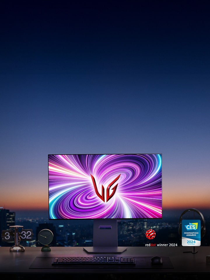 Slika koja prikazuje gejming postavku LG UltraGear OLED gejming monitora modela 32GS95UE.
