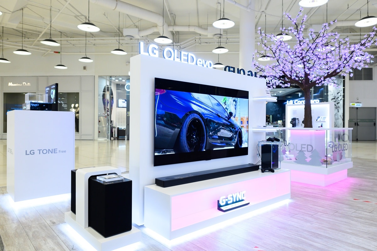 Фирменный LG POP-UP магазин в крупнейшем ТРЦ «Авиапарк»: время исполнения  желаний с LG OLED | LG Россия