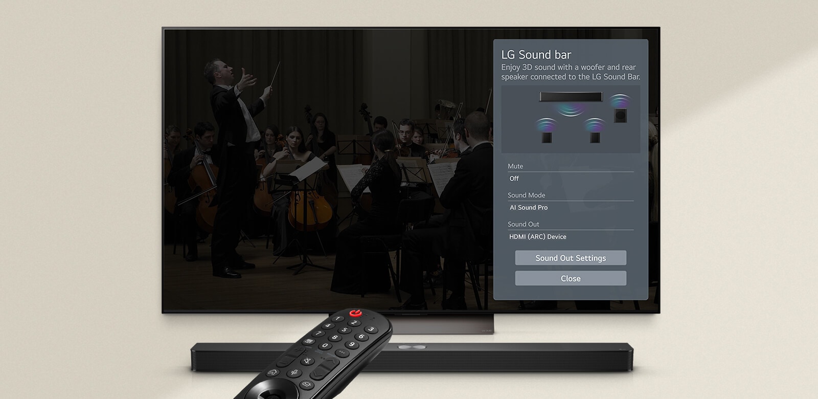 Пульт дистанционного управления LG направлен на телевизор LG TV с расположенной под ним звуковой панелью LG Soundbar. На экране телевизора LG TV отображается меню WOW-интерфейса.