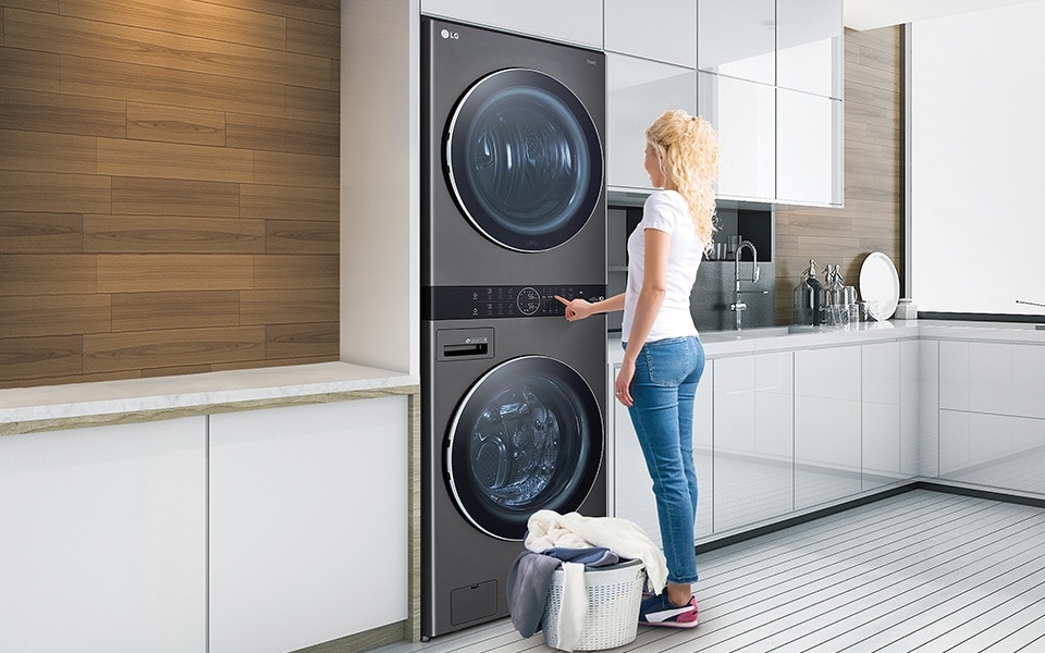 5 Differences Between Laundry Cleaning and Dry Cleaning (Updated) -  Singapore Dry Cleaning™