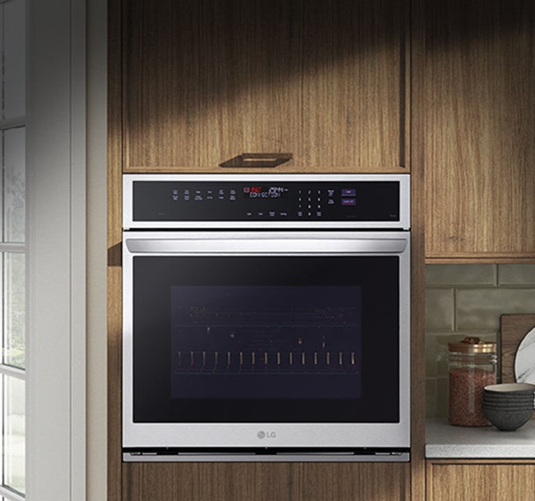 Lg 4.7 Cu. Ft. Smart Wall Oven With Instaview®, True Convection, Air 