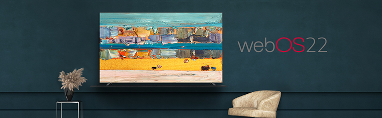 TV đang chiếu một tác phẩm nghệ thuật với Chế độ phòng trưng bày dựa trên webOS22.